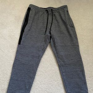 American Eagle Mens Joggers